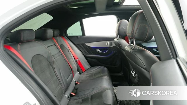 Mercedes-Benz C-Class W205 2019 Белый из Кореи, фото 2