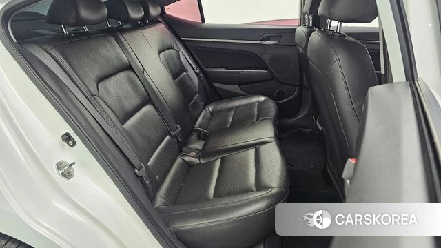 Hyundai Avante AD 2018 Белый из Кореи, фото 2