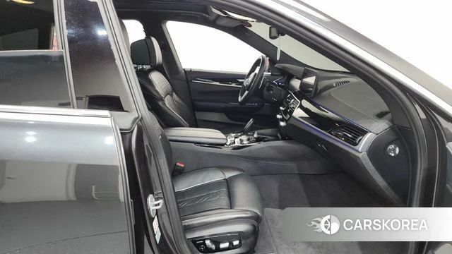 BMW 6 Series GT (G32) 2023 Серый из Кореи, фото 2