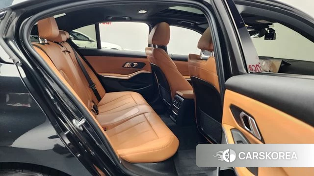 BMW 3 Series (G20) 2023 Черный из Кореи, фото 2