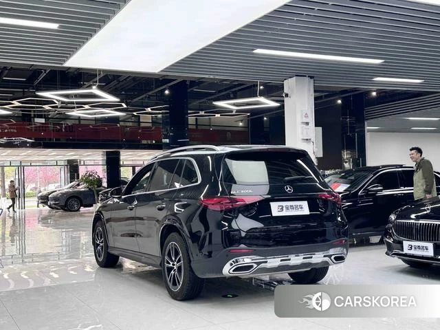 Mercedes-Benz GLC 2025 Черный из Китая, фото 2