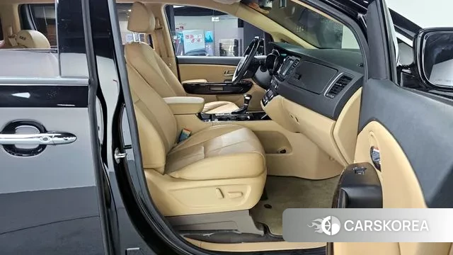 Kia The New Carnival 2019 Черный из Кореи, фото 2