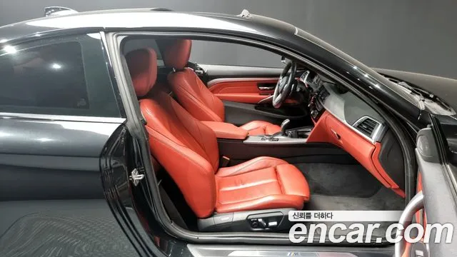 BMW 4 Series (F32) 2018 Черный из Кореи, фото 2