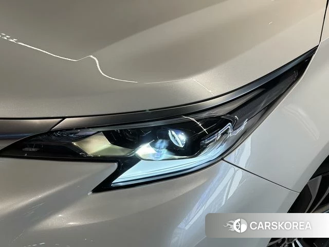 Toyota Grevia 2024 Белый из Китая, фото 2