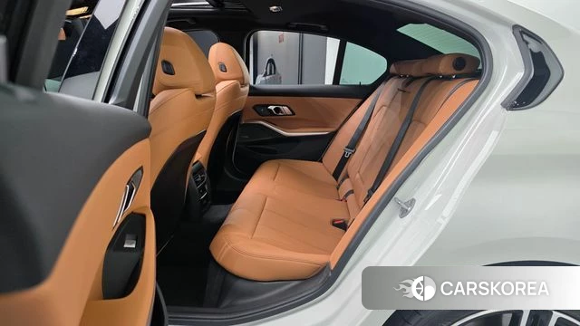 BMW 3 Series (G20) 2025 Белый из Кореи, фото 2