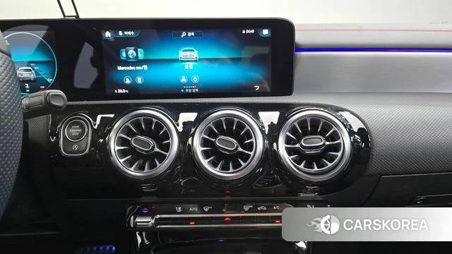 Mercedes-Benz CLA-Class C118 2021 Белый из Кореи, фото 2