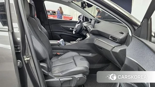 Peugeot 5008 second generation id 2884683 из Кореи 2