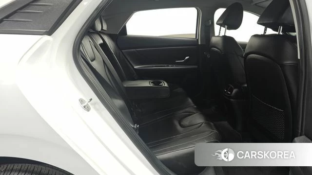 Hyundai Avante (CN7) 2022 Белый из Кореи, фото 2