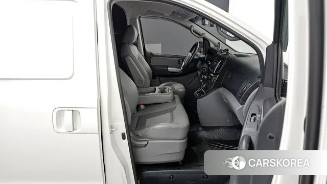 Hyundai The New Grand Starex 2019 Белый из Кореи, фото 2