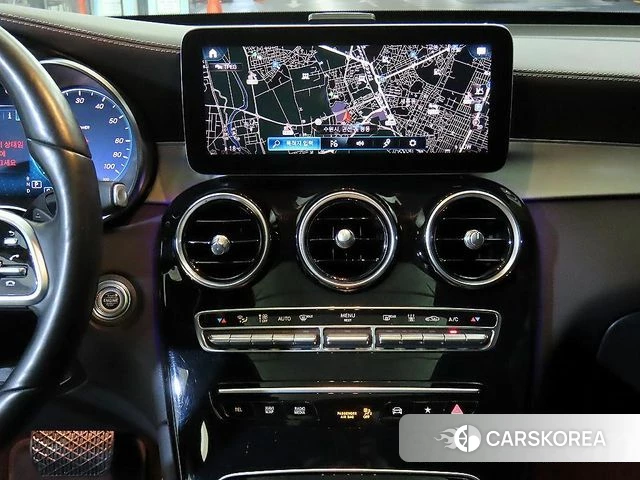 Mercedes-Benz GLC-Class X253 2021 Серебристо-серый из Кореи, фото 2