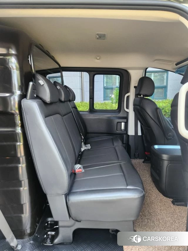 Hyundai Staria 2021 Белый из Кореи, фото 2