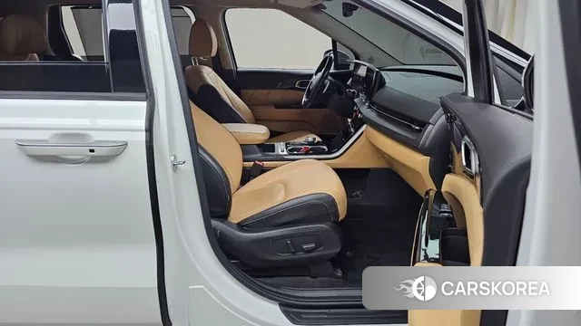 Kia Carnival 4th generation 2022 Белый из Кореи, фото 2