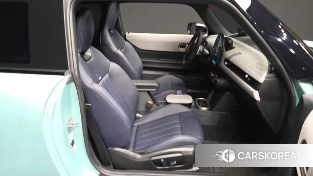 Mini Cooper S 4th Generation 2024 Небесно-голубой из Кореи, фото 2