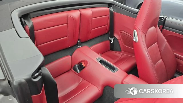 Porsche 911 2018 Серебристо-серый из Кореи, фото 2