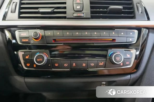 BMW 4 Series (F32) 2018 Белый из Кореи, фото 2