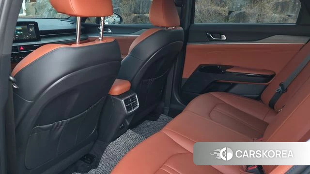 Kia The New K5 3rd generation 2023 Черный из Кореи, фото 2