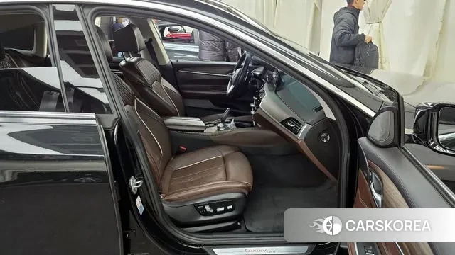 BMW 6 Series GT (G32) 2019 Черный из Кореи, фото 2