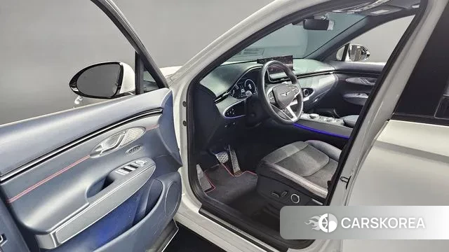 Genesis GV70 2023 Белый из Кореи, фото 2