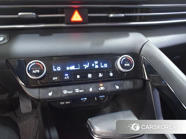 Hyundai Avante Hybrid (CN7) 2023 Белый из Кореи, фото 2