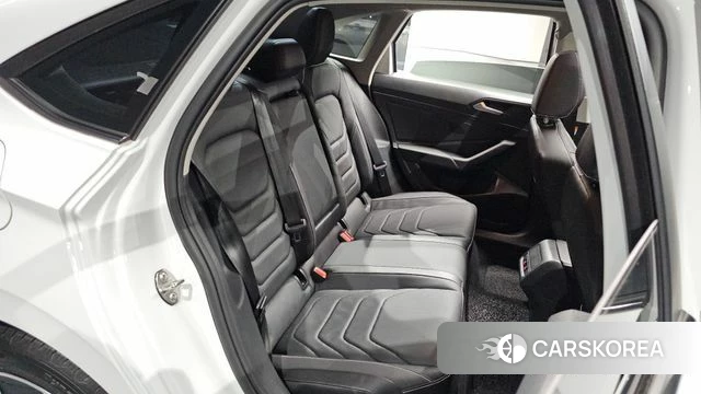 Volkswagen 7th Generation of Jetta 2022 Белый из Кореи, фото 2