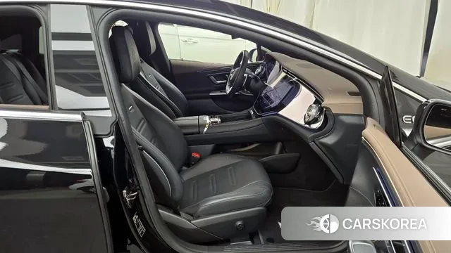 Mercedes-Benz EQE V295 2023 Черный из Кореи, фото 2