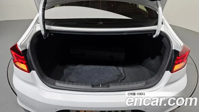 Hyundai The New Avante AD 2019 Белый из Кореи, фото 2