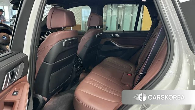 BMW X5 (G05) 2024 Белый из Кореи, фото 2
