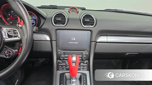 Porsche 718 Boxster 2018 Белый из Кореи, фото 2