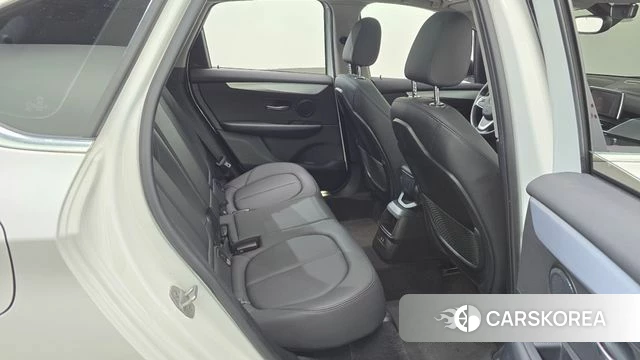 BMW 2 Series Active Tourer (F45) 2019 Белый из Кореи, фото 2