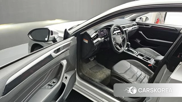 Volkswagen Arteon 2022 Белый из Кореи, фото 2