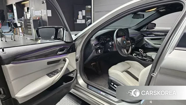 BMW M5 (F90) 2019 Серебристо-серый из Кореи, фото 2