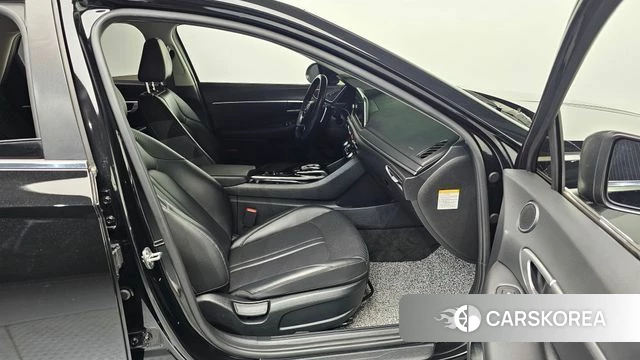 Hyundai Sonata Hybrid (DN8) 2022 Черный из Кореи, фото 2