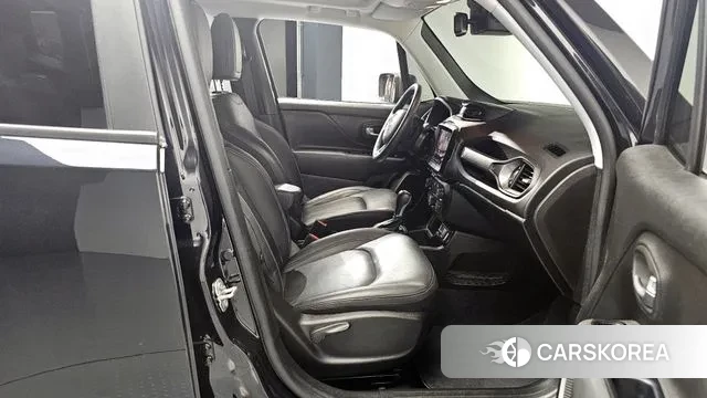 Jeep Renegade 2020 Черный из Кореи, фото 2