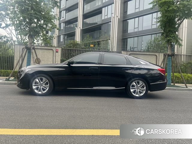 Honda Accord 2021 Черный из Китая, фото 2