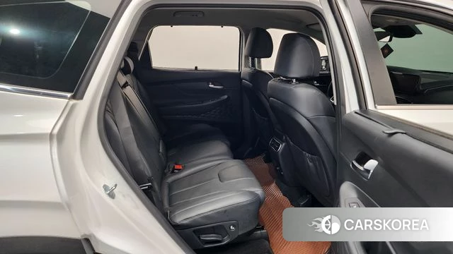 Hyundai The New Santa Fe 2023 Белый из Кореи, фото 2