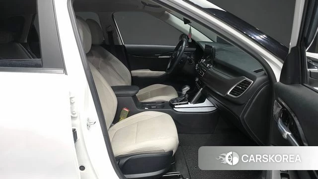 Kia Seltos 2021 Белый из Кореи, фото 2