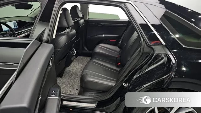 Hyundai Grandeur (GN7) 2023 Черный из Кореи, фото 2