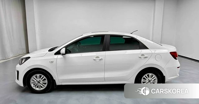 Kia Huanchi 2021 Белый из Китая, фото 2