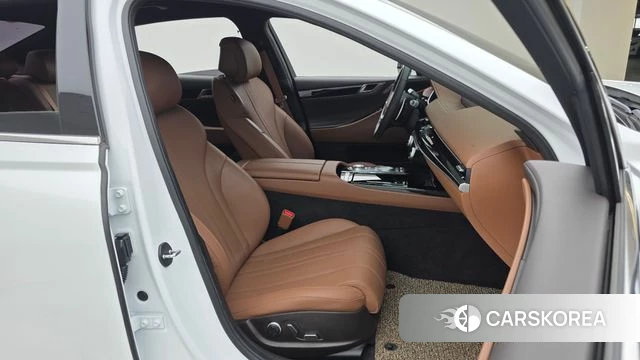 Genesis G80 (RG3) 2021 Белый из Кореи, фото 2