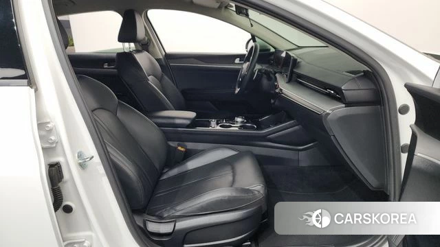 Kia The New K5 3rd generation 2024 Белый из Кореи, фото 2