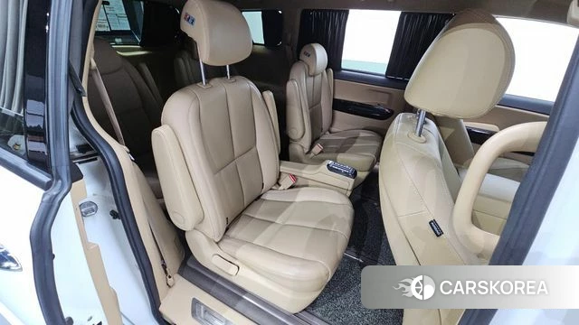Kia The New Carnival 2018 Белый из Кореи, фото 2