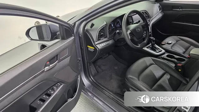 Hyundai Avante AD 2018 Серый из Кореи, фото 2