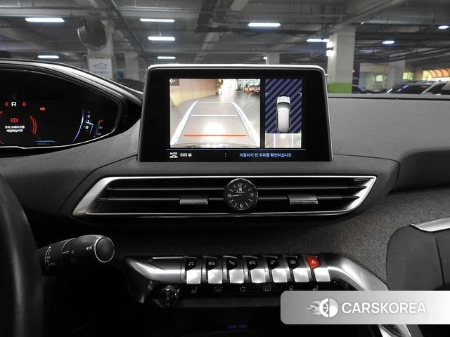 Peugeot 5008 second generation 2019 Серый из Кореи, фото 2