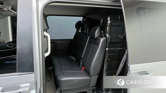 Hyundai Staria 2024 Серебряный из Кореи, фото 2