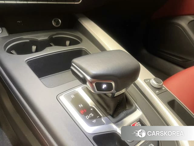 Audi A5 2021 Темно-серый из Китая, фото 2