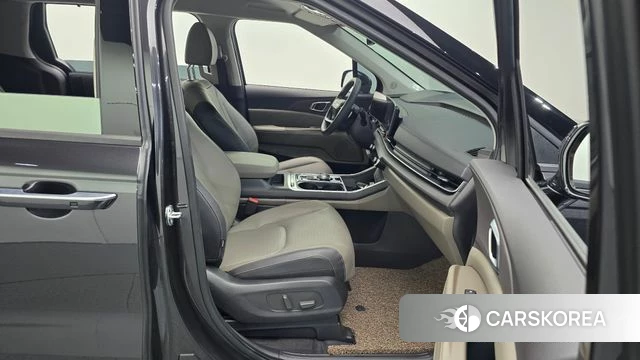 Kia The New Carnival 4th Generation 2024 Серый из Кореи, фото 2