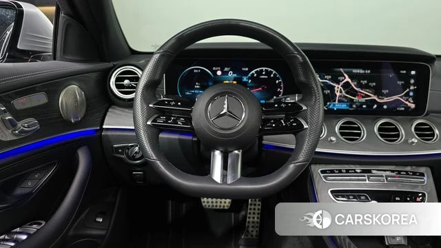 Mercedes-Benz E-Class W213 2022 Серебристо-серый из Кореи, фото 2