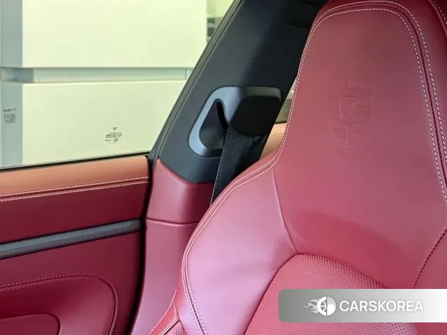 Porsche 911(992) 2024 Серебристо-серый из Кореи, фото 2