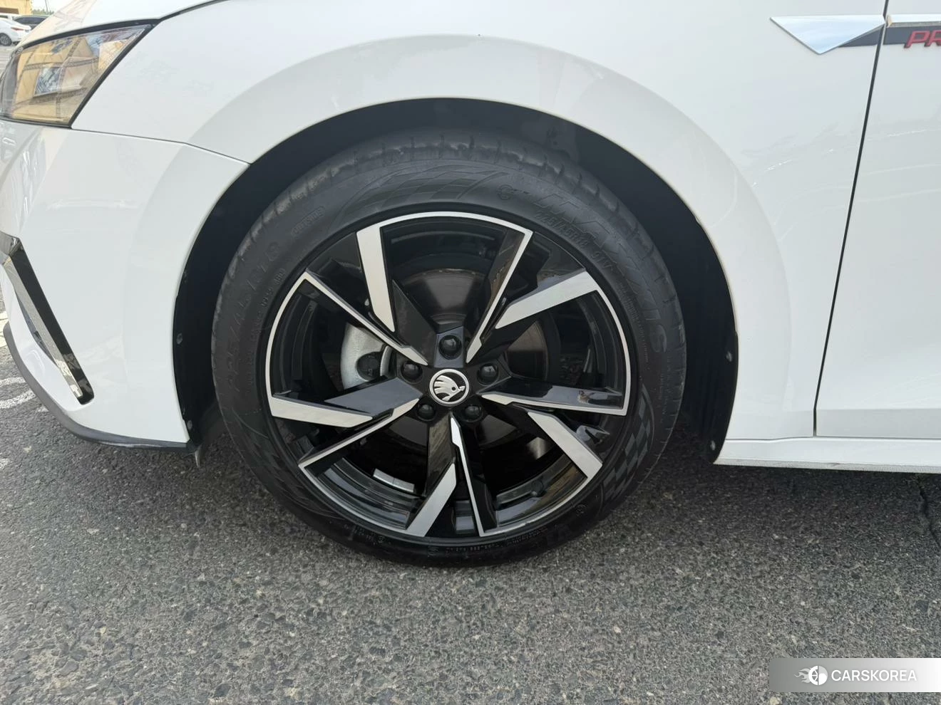 Skoda Octavia 2022 Белый из Китая, фото 2
