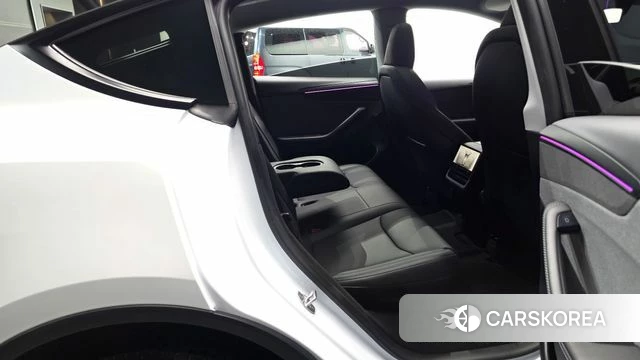 Tesla Model Y 2025 Белый из Кореи, фото 2